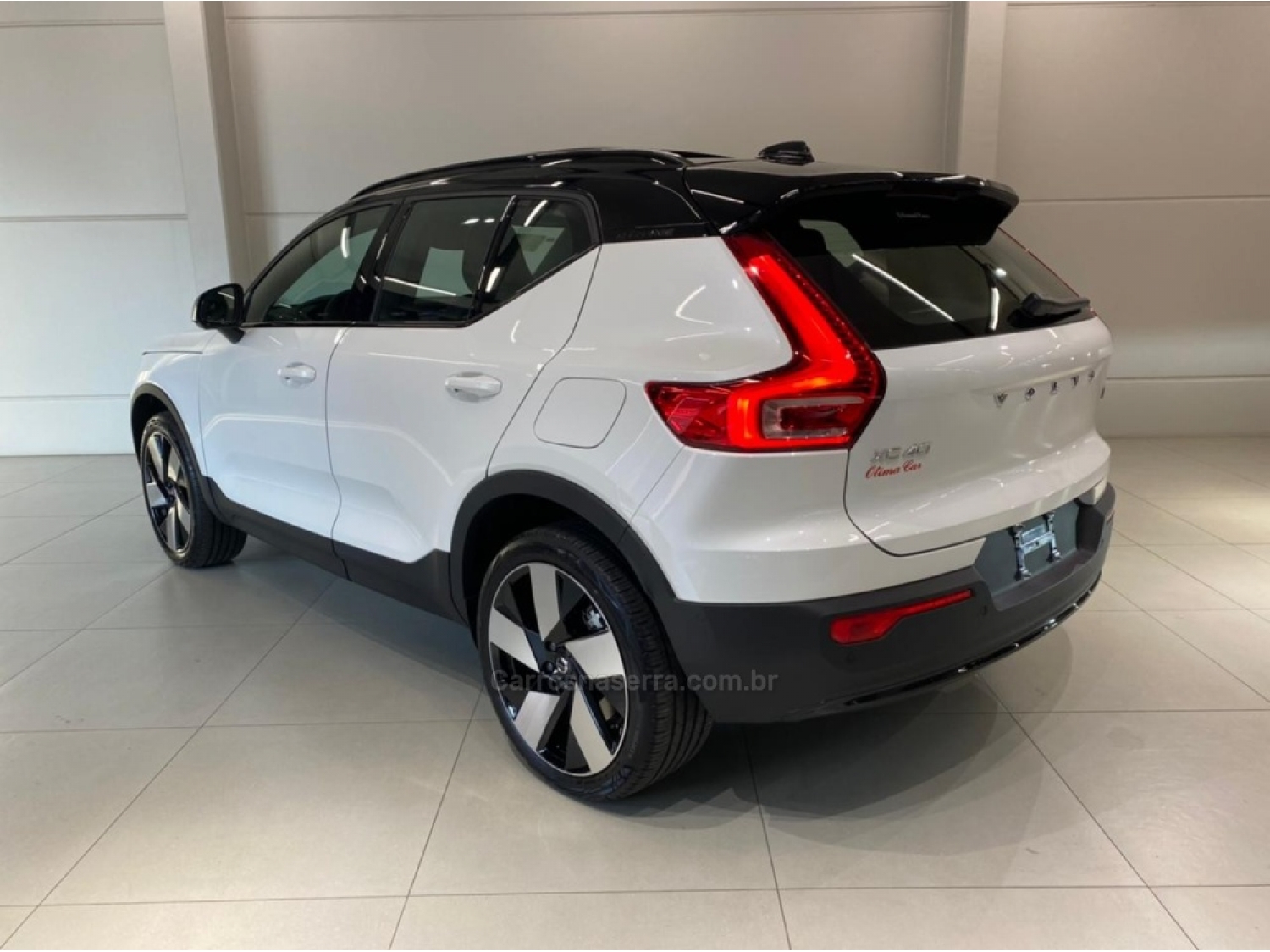 VOLVO - XC 40 - 2024/2024 - Branca - R$ 349.950,00