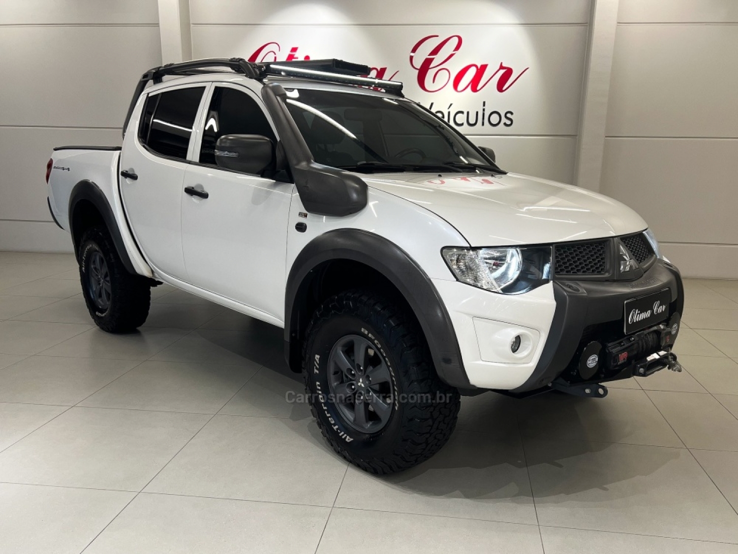 MITSUBISHI - L200 SAVANA - 2016/2017 - Branca - R$ 169.900,00