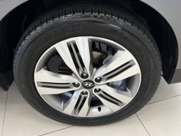 HYUNDAI - IX35 - 2015/2016 - Cinza - R$ 87.990,00