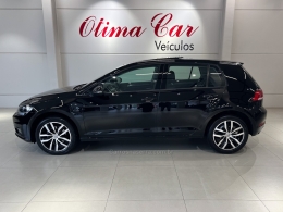 VOLKSWAGEN - GOLF - 2017/2018 - Preta - R$ 99.900,00