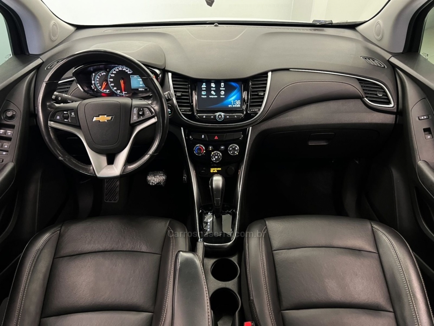 CHEVROLET - TRACKER - 2018/2018 - Branca - R$ 97.990,00