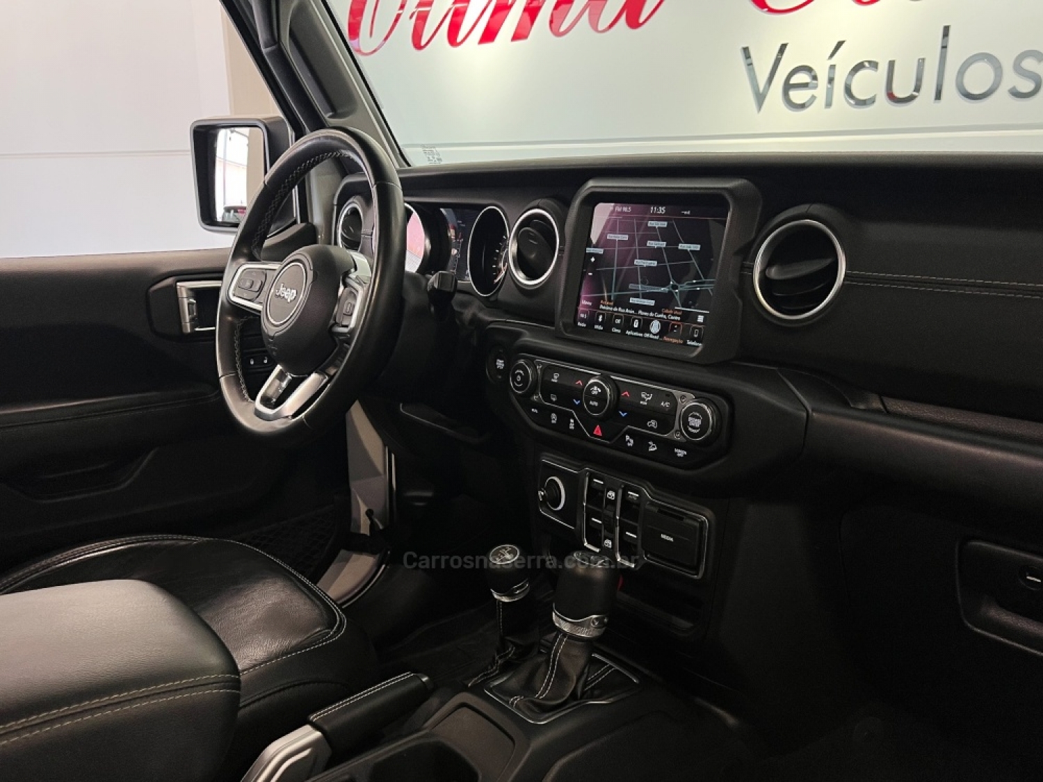 JEEP - WRANGLER - 2019/2019 - Branca - R$ 319.990,00