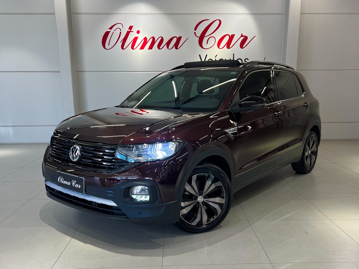 VOLKSWAGEN - T-CROSS - 2019/2020 - Vermelha - R$ 109.990,00