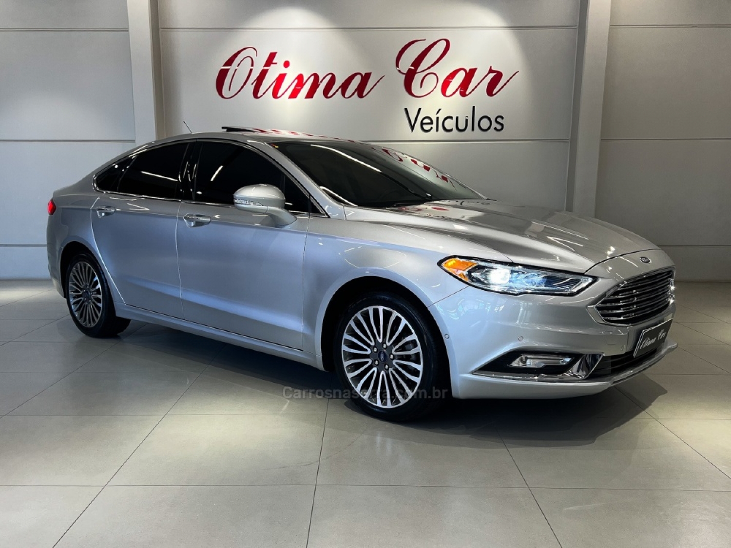 FORD - FUSION - 2018/2018 - Prata - R$ 109.990,00