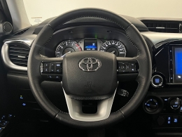 TOYOTA - HILUX - 2025/2025 - Prata - R$ 294.990,00