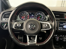 VOLKSWAGEN - GOLF - 2017/2017 - Branca - R$ 159.990,00