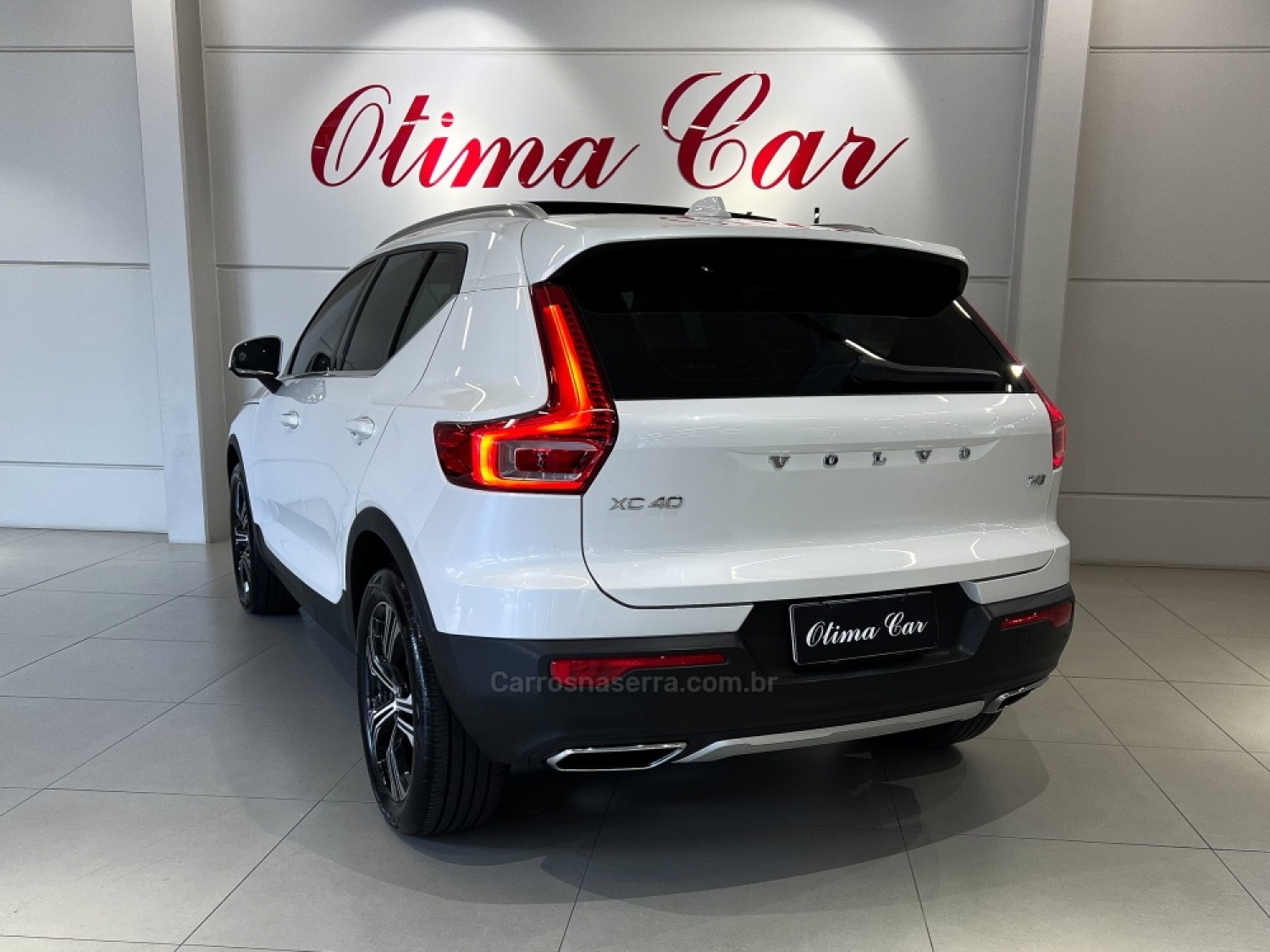 VOLVO - XC 40 - 2020/2020 - Branca - R$ 187.990,00