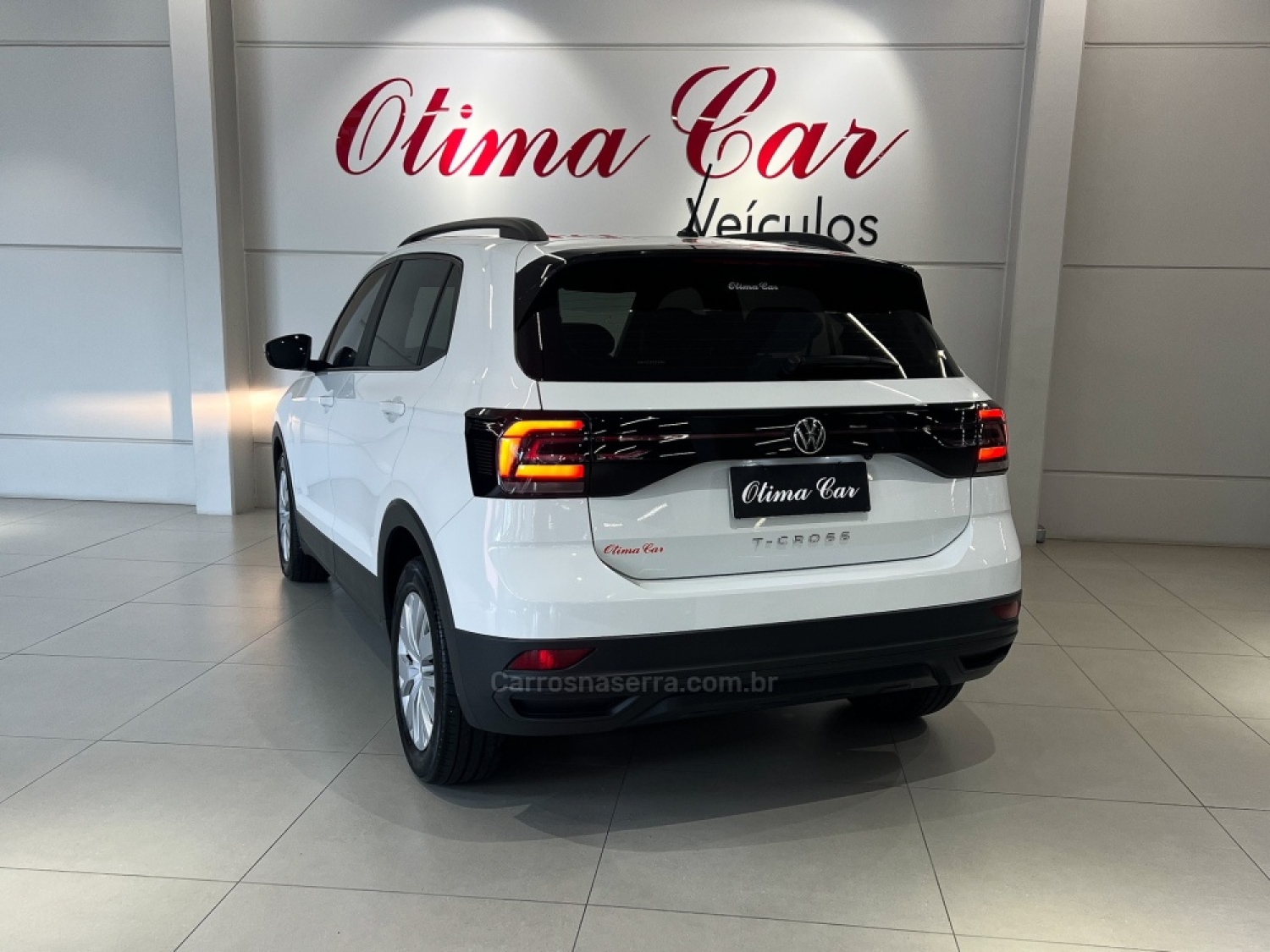 VOLKSWAGEN - T-CROSS - 2021/2022 - Branca - R$ 99.990,00