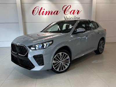 BMW - X2 - 2024/2025 - Cinza - R$ 415.900,00