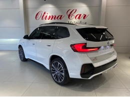 BMW - X1 - 2024/2025 - Branca - R$ 369.900,00