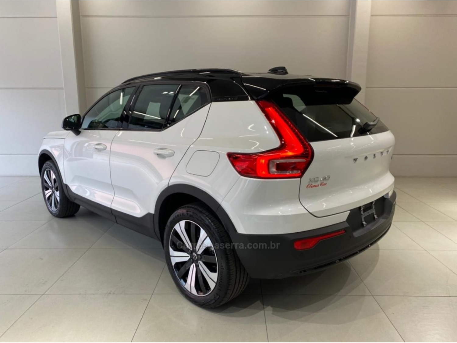 VOLVO - XC 40 - 2024/2024 - Branca - R$ 309.950,00