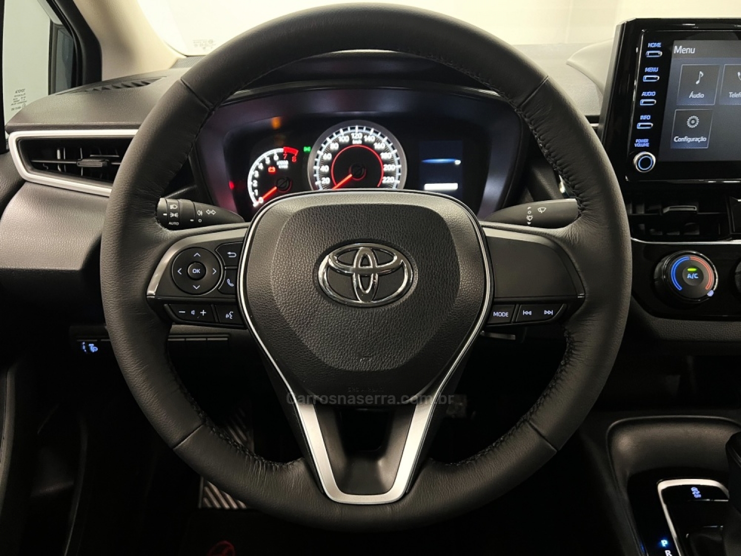 TOYOTA - COROLLA - 2019/2020 - Cinza - R$ 116.990,00