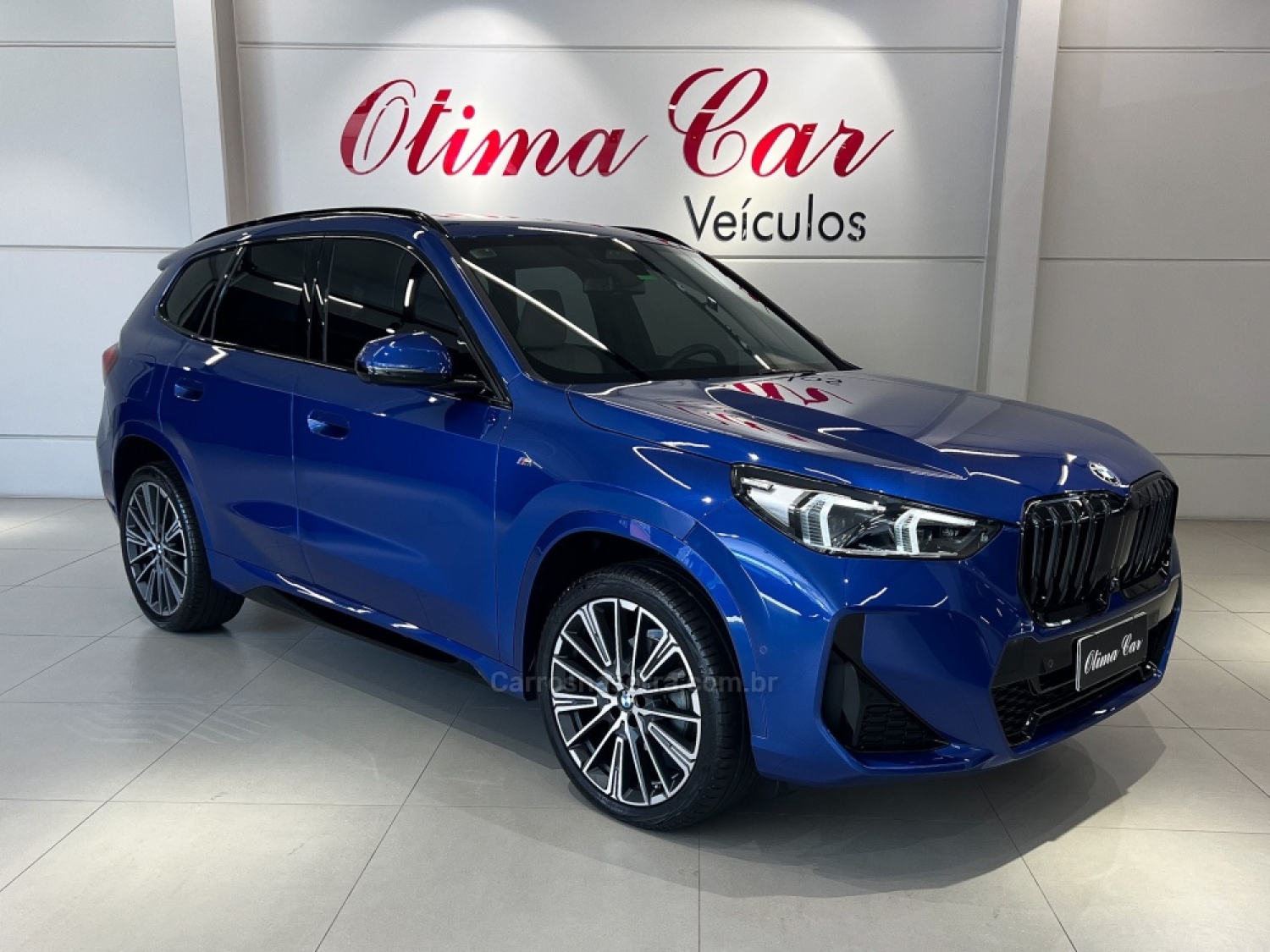 BMW - X1 - 2023/2024 - Azul - R$ 343.990,00