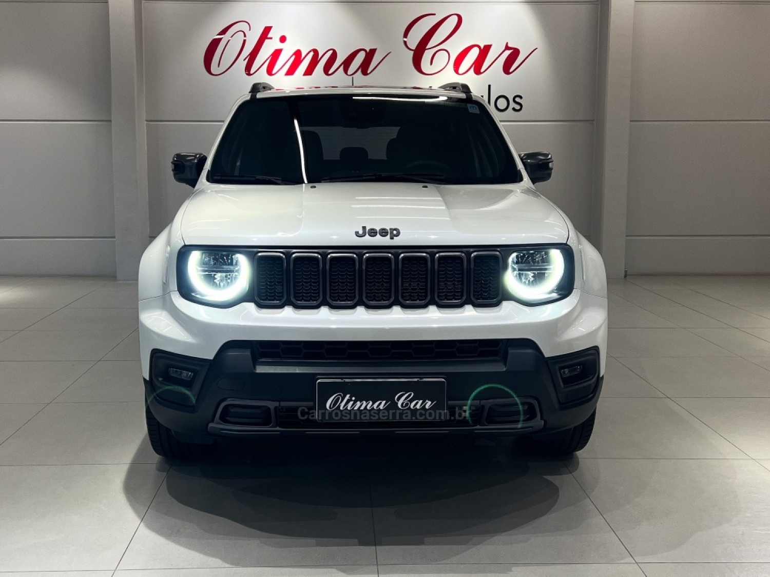 JEEP - RENEGADE - 2022/2023 - Branca - R$ 145.900,00