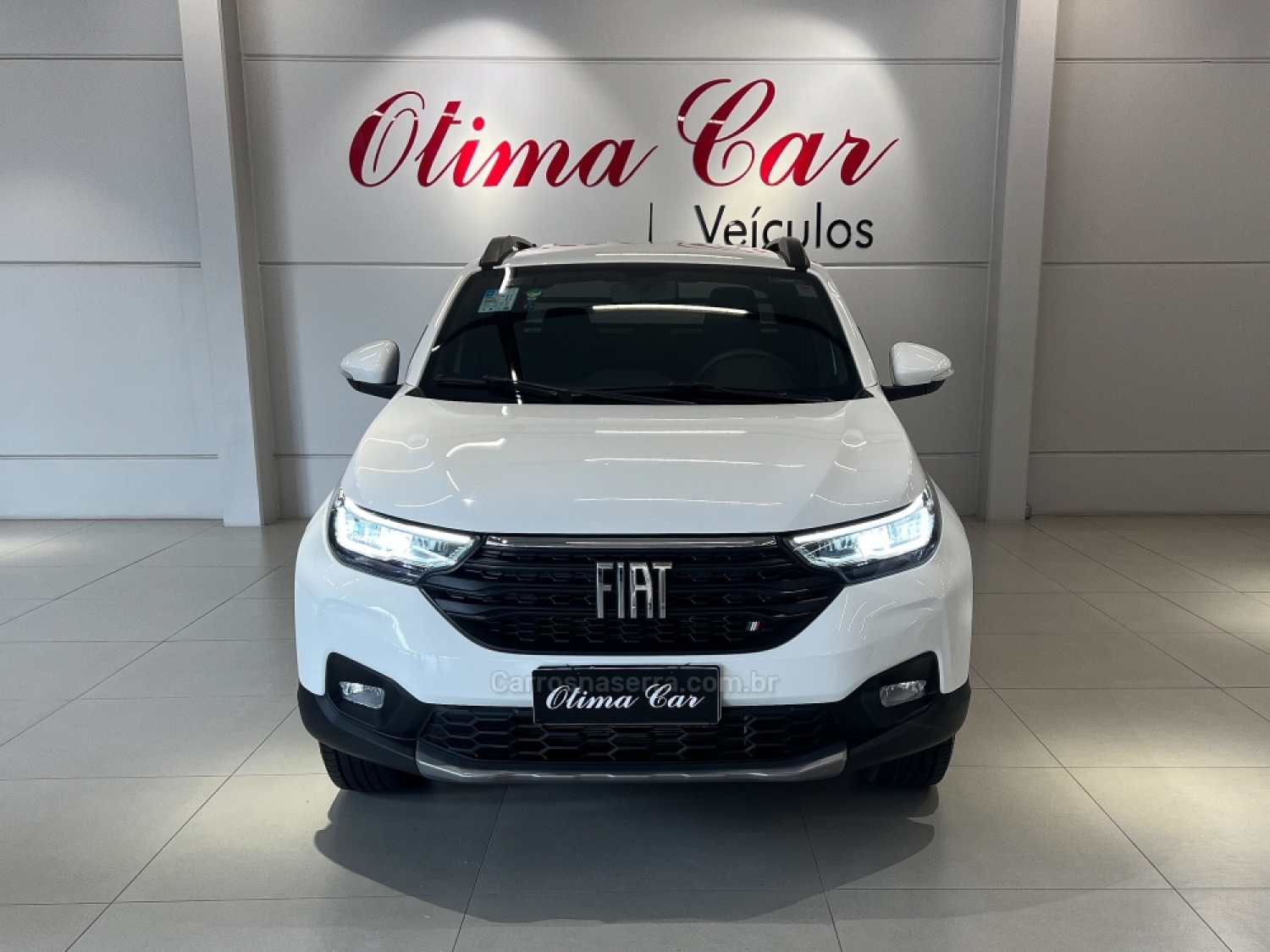 FIAT - STRADA - 2021/2021 - Branca - R$ 99.990,00