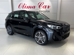 BMW - X1 - 2024/2025 - Preta - R$ 369.990,00