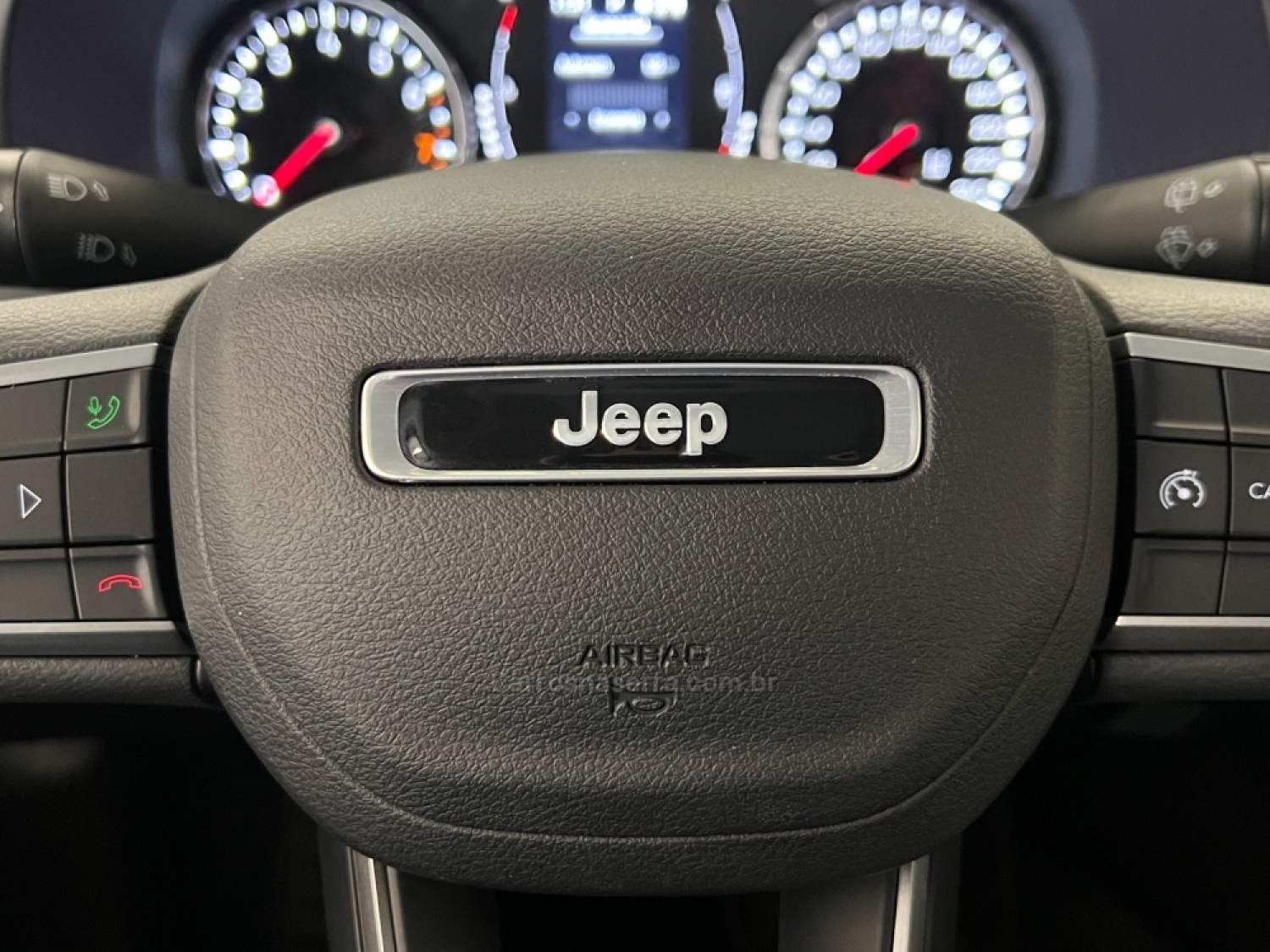 JEEP - RENEGADE - 2023/2024 - Cinza - R$ 119.990,00