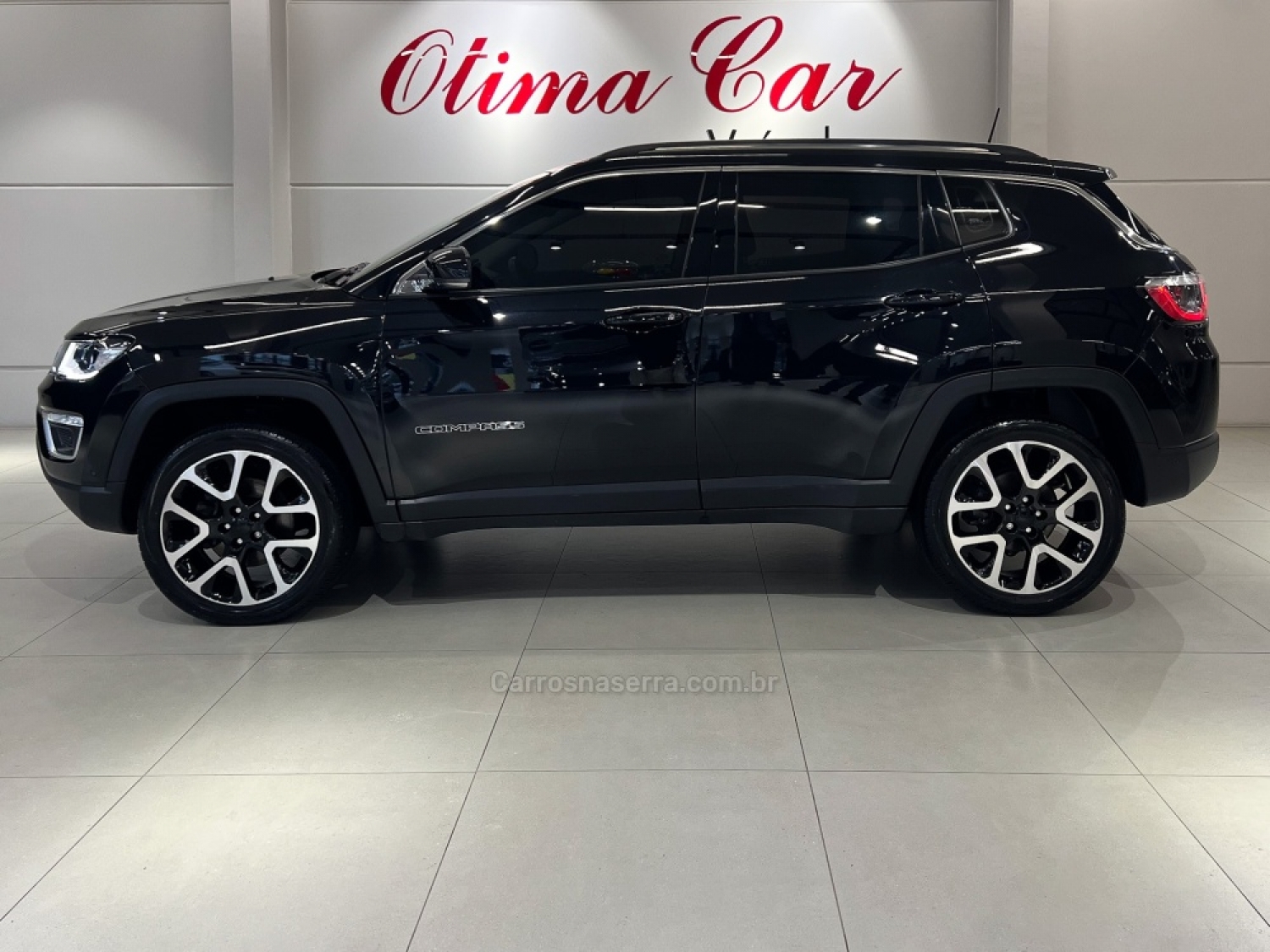 JEEP - COMPASS - 2018/2019 - Preta - R$ 126.990,00