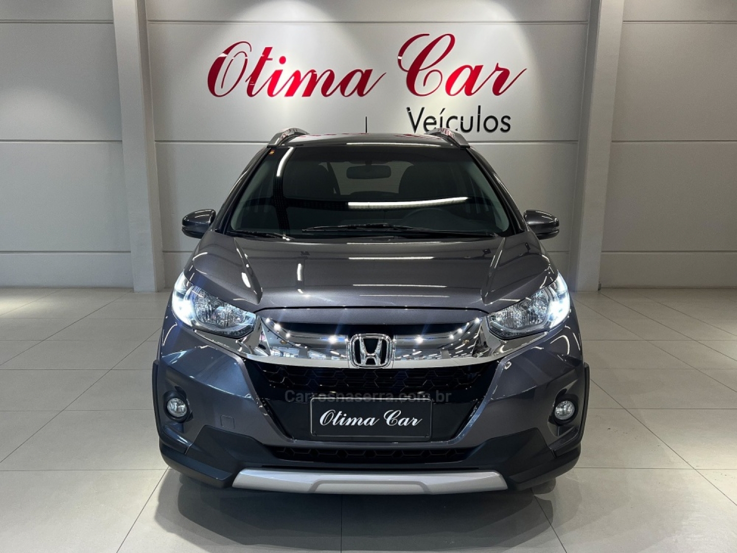 HONDA - WRV - 2017/2018 - Cinza - R$ 89.990,00