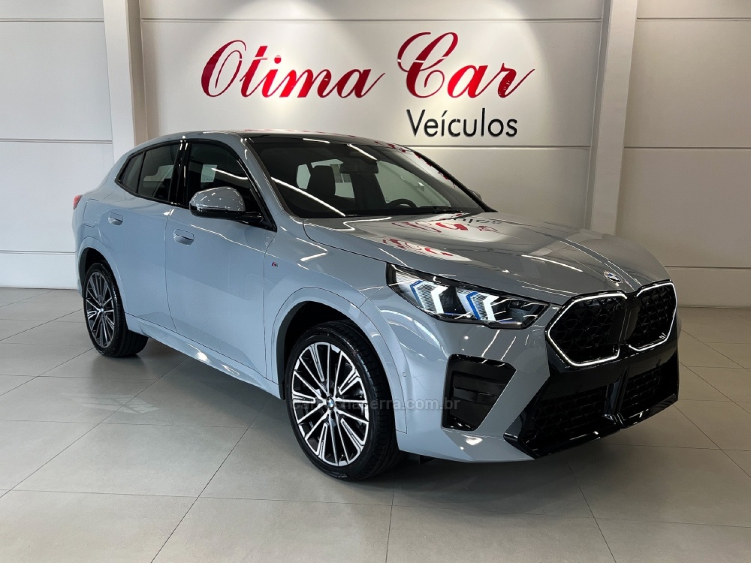 BMW - X2 - 2024/2025 - Cinza - R$ 415.900,00