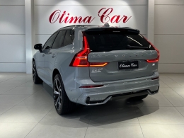 VOLVO - XC60 - 2024/2024 - Cinza - R$ 453.950,00