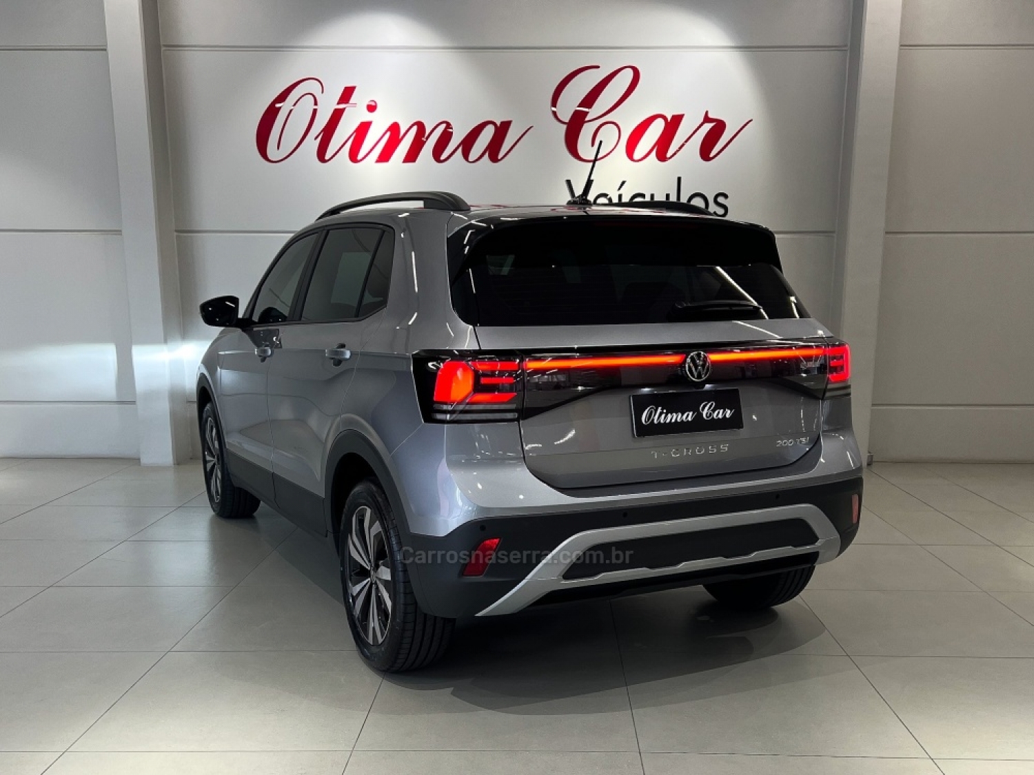 VOLKSWAGEN - T-CROSS - 2024/2025 - Prata - R$ 149.900,00