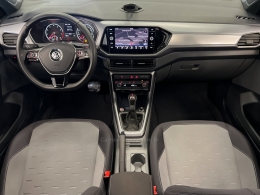 VOLKSWAGEN - T-CROSS - 2019/2020 - Vermelha - R$ 109.990,00