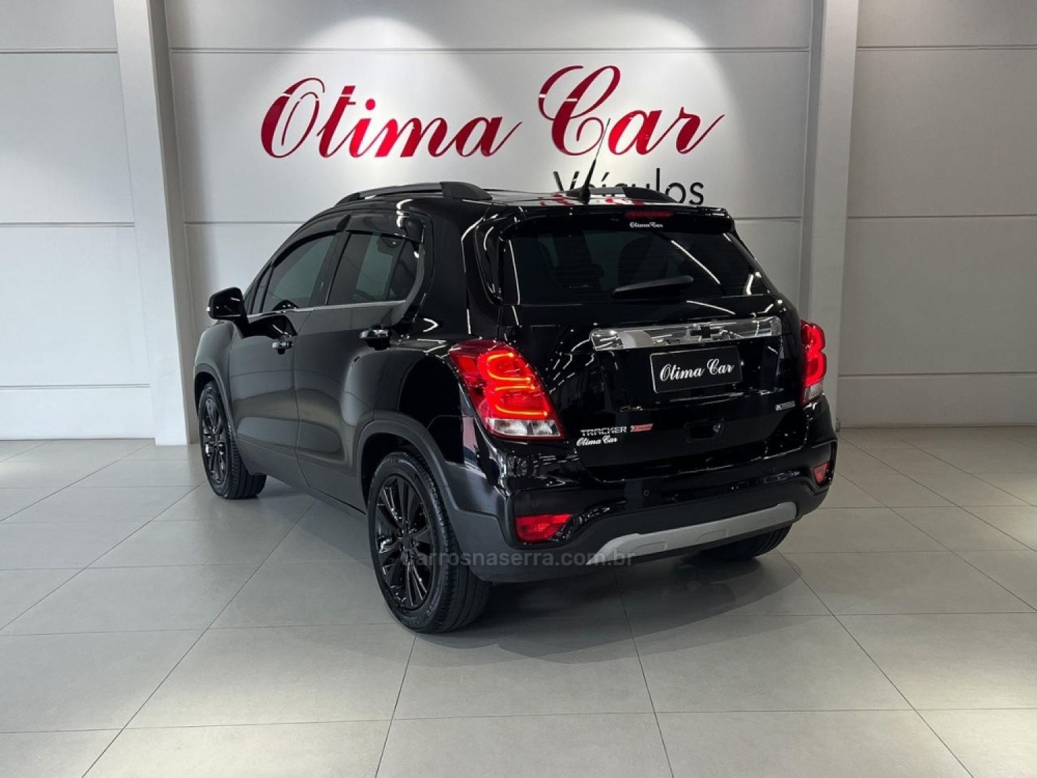 CHEVROLET - TRACKER - 2017/2018 - Preta - R$ 96.990,00