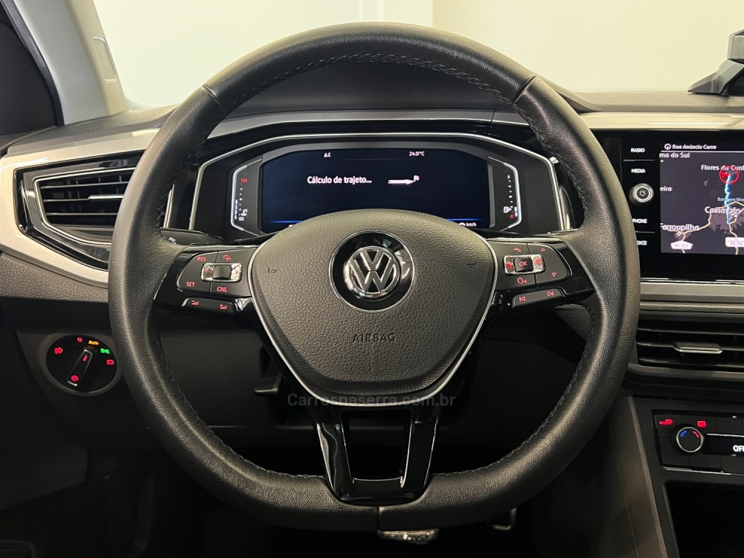 VOLKSWAGEN - POLO - 2020/2020 - Preta - R$ 89.990,00