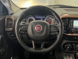 FIAT - TORO - 2017/2018 - Vermelha - R$ 109.990,00