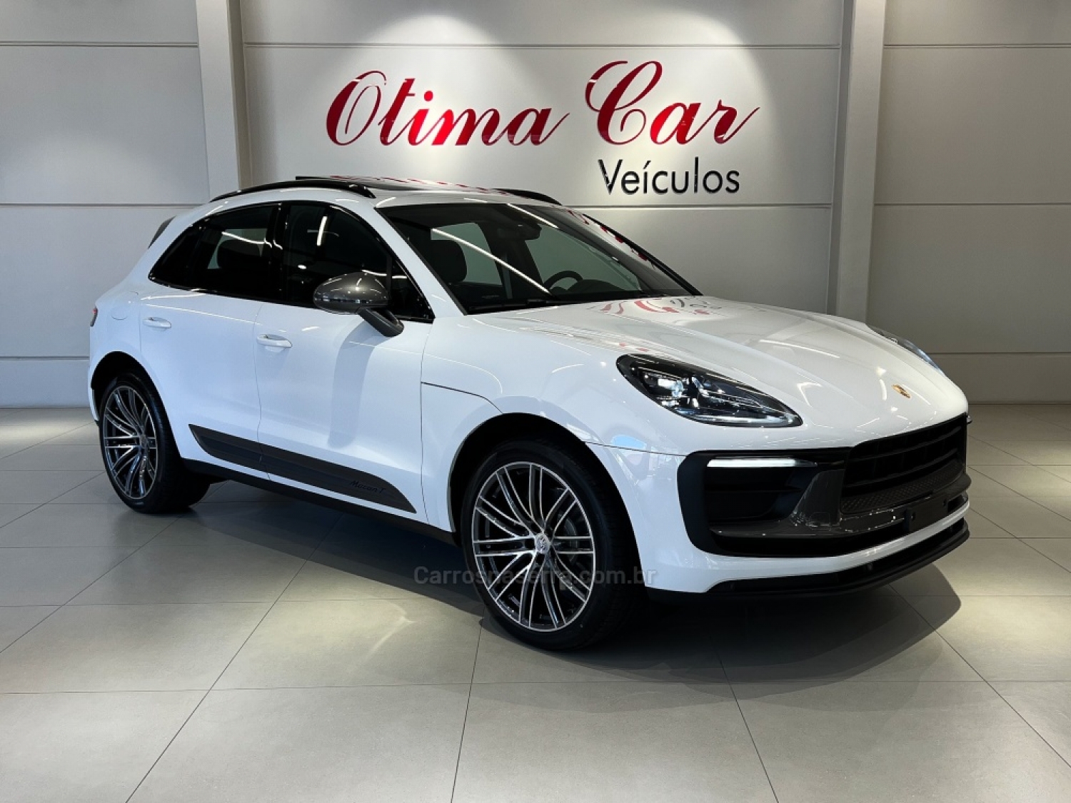 PORSCHE - MACAN T - 2024/2025 - Branca - R$ 649.990,00