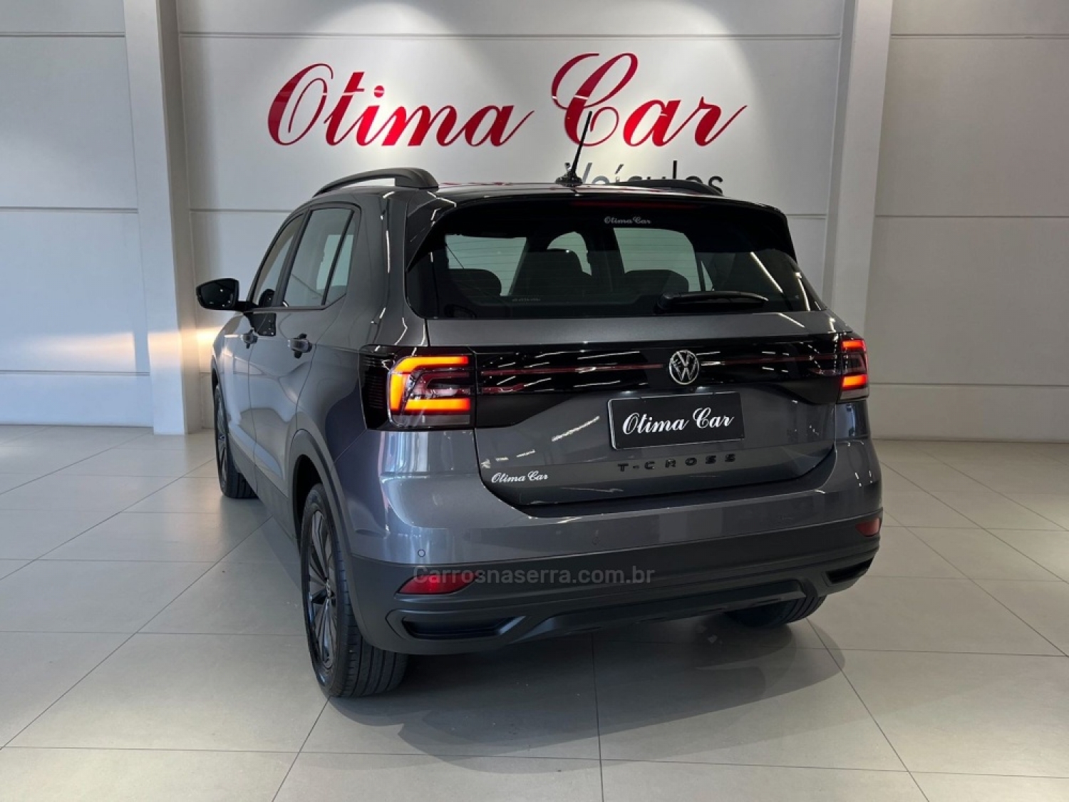 VOLKSWAGEN - T-CROSS - 2023/2024 - Cinza - R$ 129.990,00