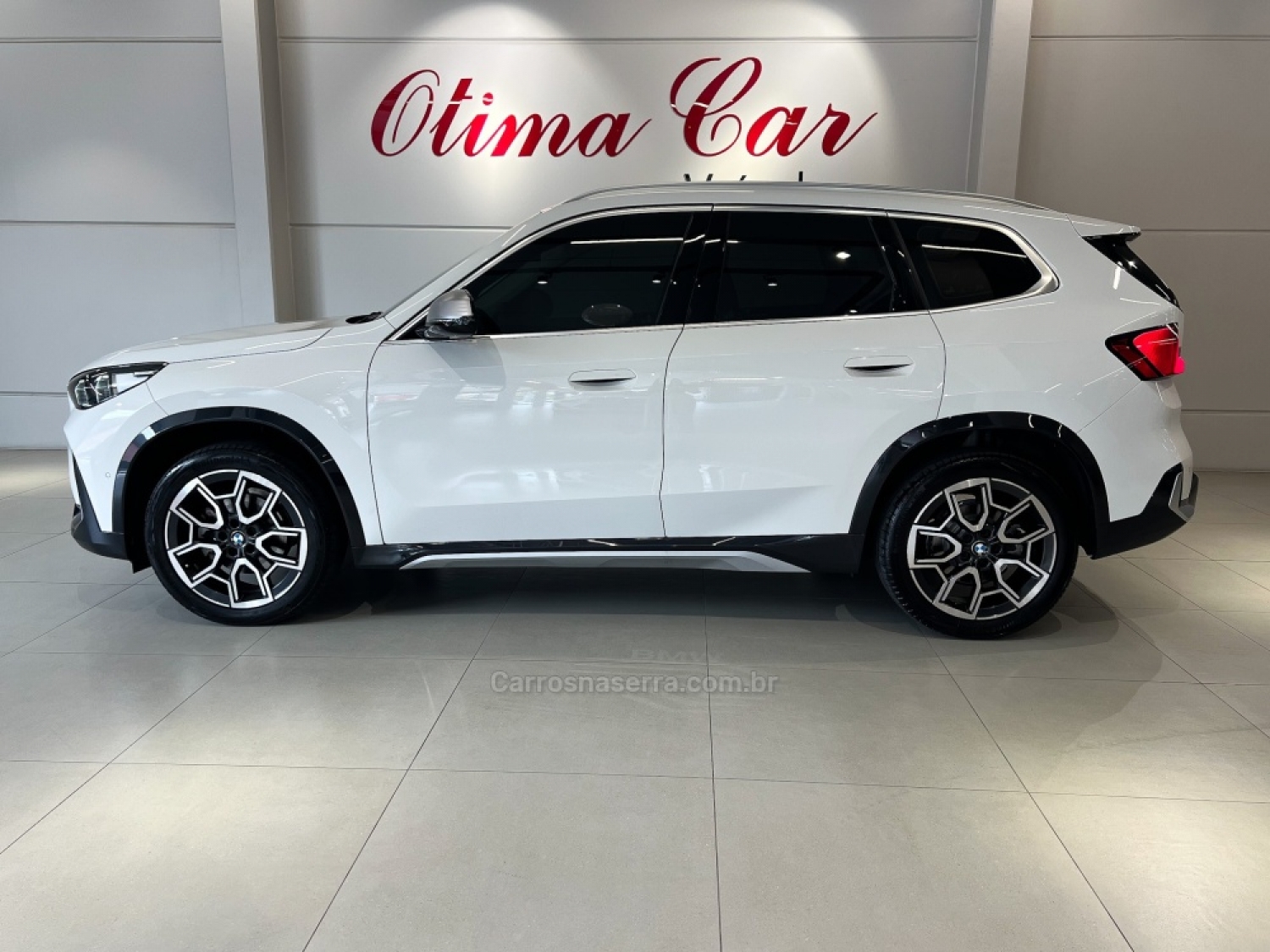 BMW - X1 - 2023/2023 - Branca - R$ 297.990,00