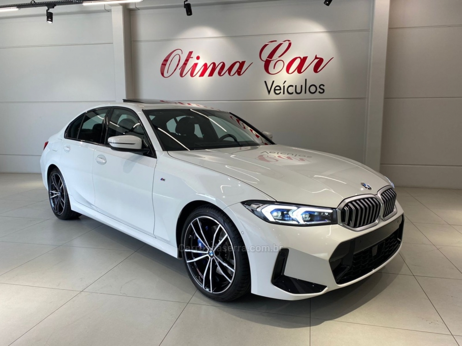 BMW - 320I - 2024/2025 - Branca - R$ 371.950,00