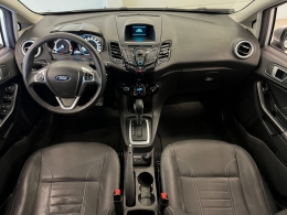 FORD - FIESTA - 2015/2015 - Prata - R$ 59.990,00