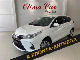 TOYOTA - YARIS - 2024/2025 - Branca - R$ 109.900,00