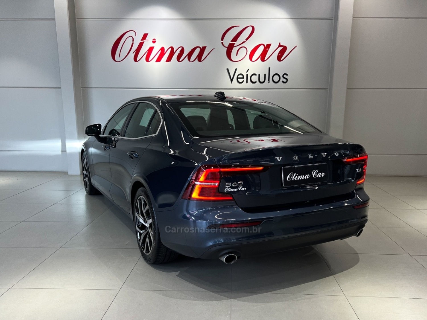 VOLVO - S60 - 2019/2020 - Azul - R$ 147.990,00