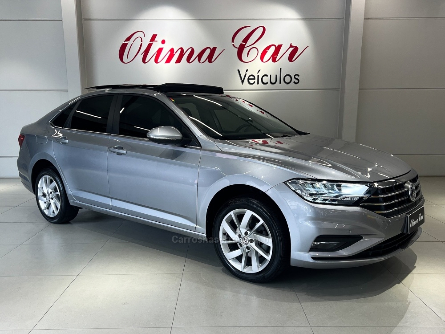 VOLKSWAGEN - JETTA - 2020/2020 - Prata - R$ 129.900,00