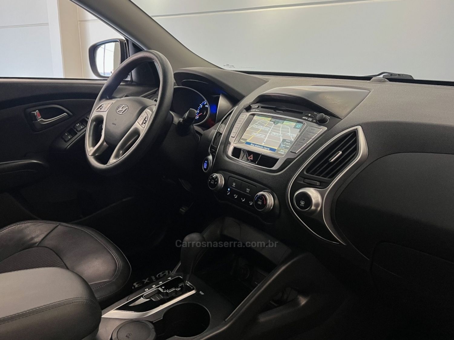 HYUNDAI - IX35 - 2014/2015 - Preta - R$ 77.990,00