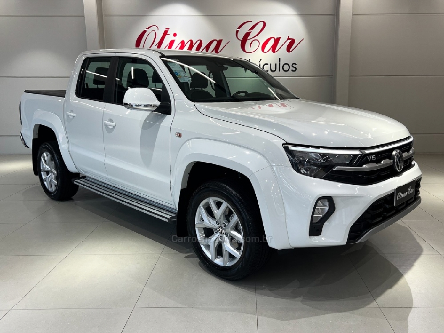 VOLKSWAGEN - AMAROK - 2024/2025 - Branca - Sob Consulta