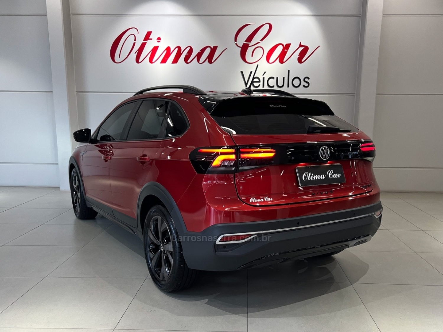 VOLKSWAGEN - NIVUS - 2022/2023 - Vermelha - R$ 127.990,00