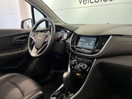 CHEVROLET - TRACKER - 2018/2018 - Prata - R$ 97.990,00