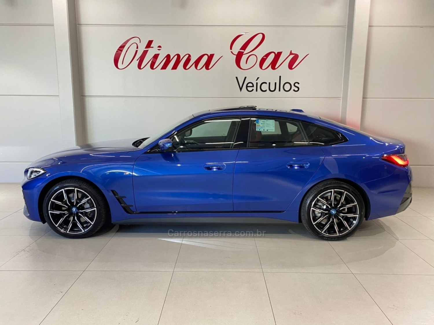 BMW - I4 - 2023/2023 - Azul - R$ 419.950,00