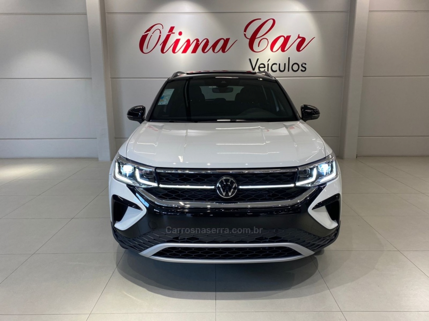 VOLKSWAGEN - TAOS - 2024/2024 - Branca - R$ 203.990,00