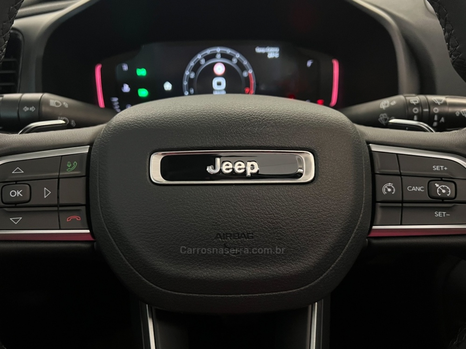 JEEP - RENEGADE - 2024/2025 - Branca - R$ 169.990,00