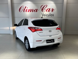 HYUNDAI - HB20 - 2013/2014 - Branca - R$ 49.990,00