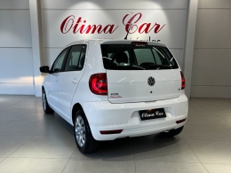 VOLKSWAGEN - FOX - 2012/2013 - Branca - R$ 43.990,00