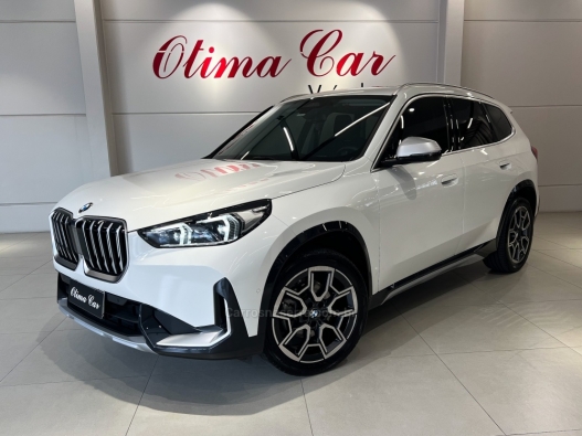 BMW - X1 - 2023/2023 - Branca - R$ 297.990,00