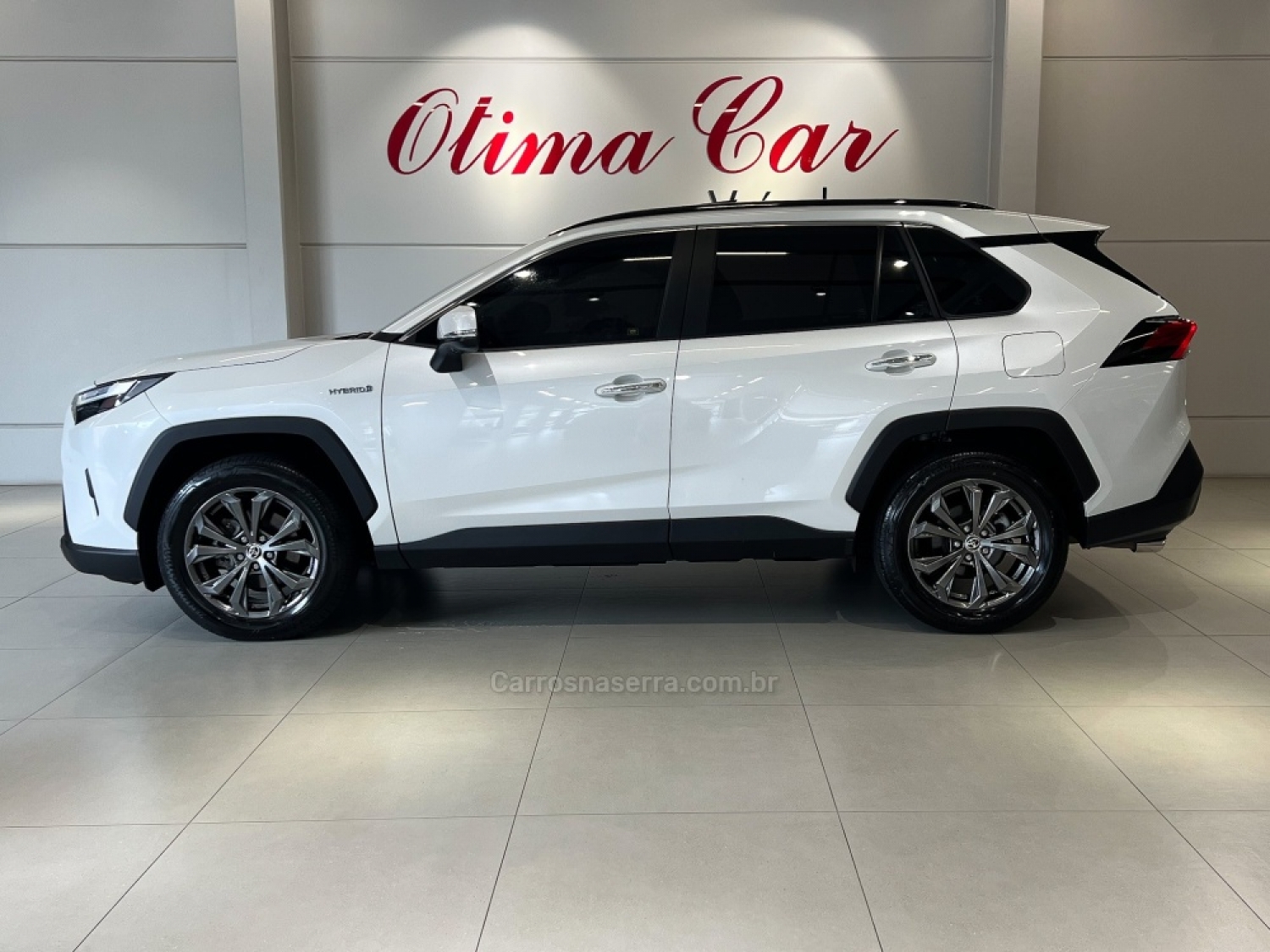 TOYOTA - RAV4 - 2022/2023 - Branca - R$ 289.990,00