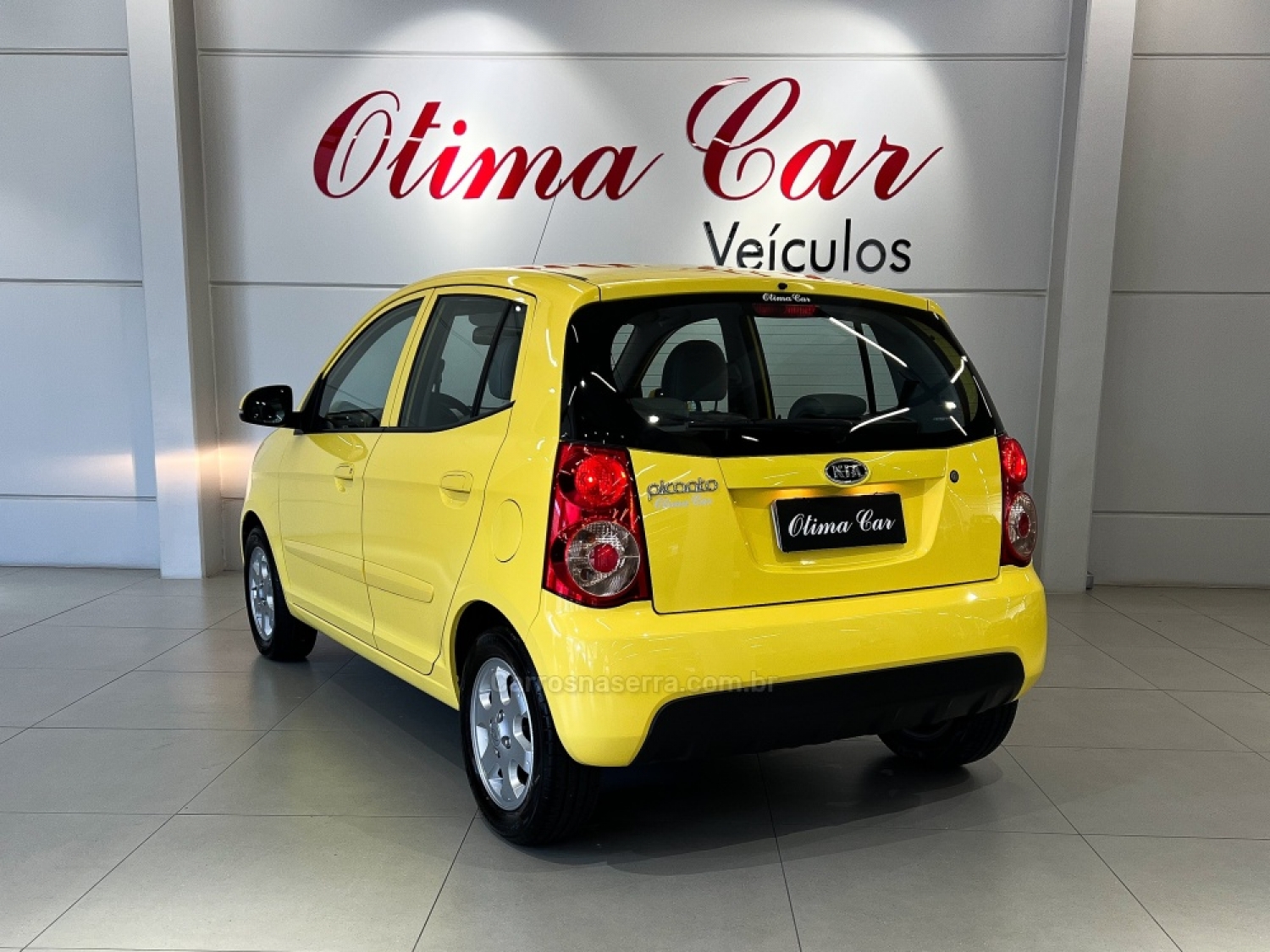 KIA MOTORS - PICANTO - 2010/2010 - Amarela - R$ 31.990,00